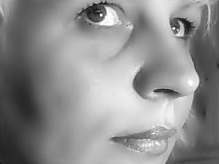 engel4u sagt von sich: Kann man mich und meine Show so genau beschreiben? Einfach �berraschen lassen, was so passiert!

Suche netten Seitensprung! :-) 