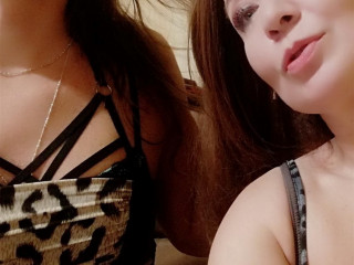 Lady&Tranny sagt von sich: Wir sind ein nicht standardmiges Paar aus Mdchen und Transe. Wenn dich das nicht strt, dann lass uns spielen.