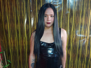 GoddessOfDesirexxx TS ist schwarz, transsexuell,  bisexuell und teilrasiert