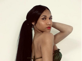 NikinaAndra TS - Ich bin ein Mdchen, das mit allen Jungs das Maximum an Vergngen erforschen und erleben mchte. - live,chat,