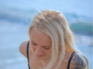 DirtyassModel - Ich mchte, dass du mich auf eine Trage legst und mich durchnimmst - live,chat,