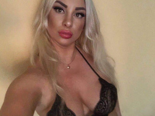 Luxuriaa - Mein Name ist Luxi, deine blonde, se Freundin, die dich in den Wahnsinn treiben kann - live,chat,