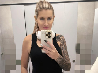 Die Livecam von KatyStar bietet Anal-Sex, Gangbang, Gruppensex, Natursekt, Oralsex, Orgien, Outdoor, Rollenspiele, Sexspielzeug, Swinger im Sexchat