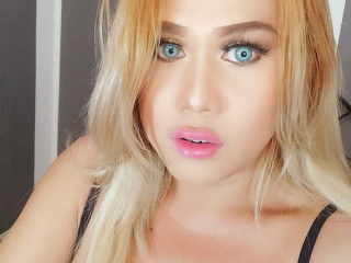 CumfactoryLilly TS - Ich bin eine sehr geistvolle  und liebenswerte Transe. - live,chat,
