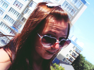 SexiMelissa - Ich mchte hier nur lachen und meine Online-Zeit mit Gentlemen genieen! - live,chat,