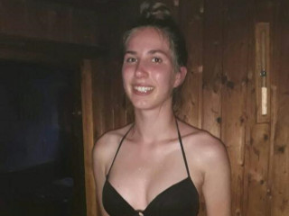 charlottgotit2 - Hallo Leute, geniet meine Show und habt ein bisschen schmutzigen Spa mit mir - live,chat,
