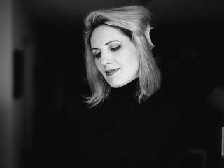 NoraNoxx - Dominanz macht keinen Lrm. Sie wirkt. - live,chat,