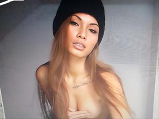 Die Livecam von HornyLexi bietet Anal-Sex, Dominant, Fetisch, Gangbang, Oralsex, Rollenspiele, Sexspielzeug, Spanking, Swinger, Tattoos im Sexchat