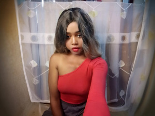 AlisaXMellody - Ich bin ein s��es, wundersch�nes M�dchen, das bereit ist, deine Fantasien zu erf�llen - live,chat,