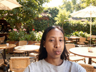 cindyx69 - Hallo Leute! Ich freue mich sehr, hier bei euch zu sein! Ich halte mich f�r ein nettes M�dchen - live,chat,