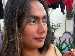 Die Livecam von asiantastic TS bietet Anal-Sex, Dominant, Gangbang, Lack und Leder, Natursekt, Oralsex, Rollenspiele, Spanking, Tattoos im Sexchat