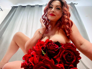 Die Livecam von mystischLea69 bietet Dominant, Exhibitionismus, Gangbang, Oralsex, Orgien, Outdoor, Pornographie, Spanking, Voyeurismus im Sexchat