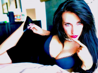 Feuchte Chantal - Ich bin reife Sexy Frau ich zeige dir gerne meine super seite.... - live,chat,