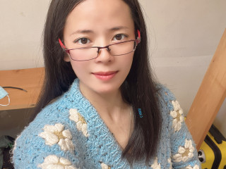 sweethanajapanese sagt von sich: Liebe bringt dich zum Absprit**n, Orga**us, Spa�, Striptease, nackt, sexy, schlanker K�rper, Asiatin, Liebe bringt dich zum Abs+*itzen und ich komme auch, ich will versaute Zeit, sexy Arsc**och, sexy M**chi, kleine Brustwarzen, Di**o-F**k in meine Mu**hi, Cosplay