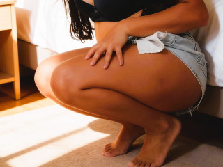 Trinity Stark sagt von sich: Hallo Schatz, du kannst mich TrinityStark nennen!



Ich bin eine Latina, mit gro�en Titten, harten Nippeln und einem geilen Arsch... Ich bin sehr leidenschaftlich, ich habe eine unglaubliche Pers�nlichkeit, ich h�re gerne Menschen zu, ich genie�e die Gesellschaft wirklich, ich liebe Spiele.